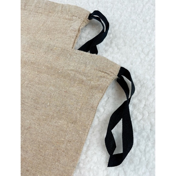 GUCCI • Set of 2 Tan Linen Medium Logo Dust Bags - Picture 8 of 11